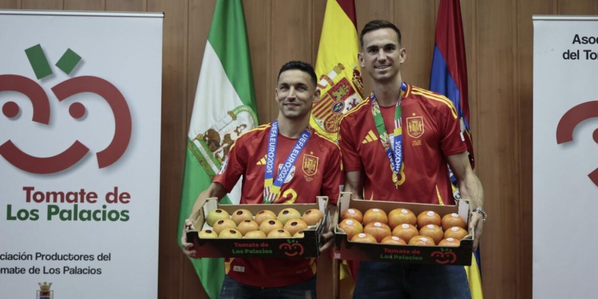 kilos-of-tomatoes-for-fabian-and-jesus-navas