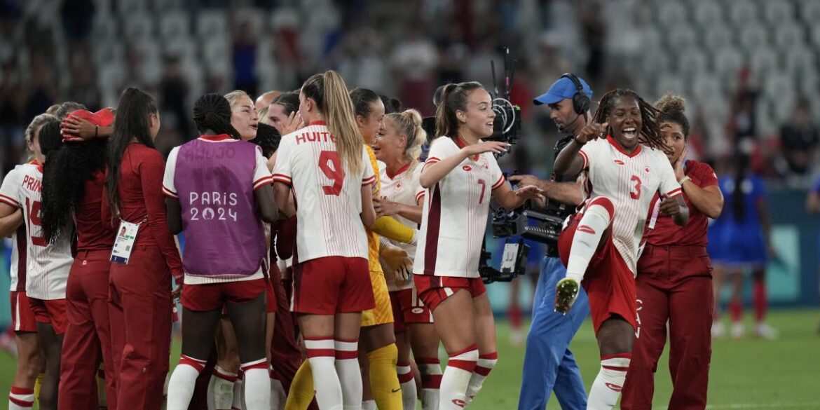 canada-beats-france-and-can-still-qualify-despite-6-penalty-points