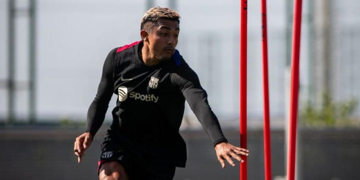 julian-araujo,-goodbye-to-barca:-today-he-travels-to-bournemouth