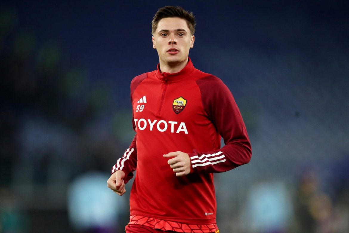 galatasaray-pounce-on-roma-winger-zalewski-after-osimhen-deal