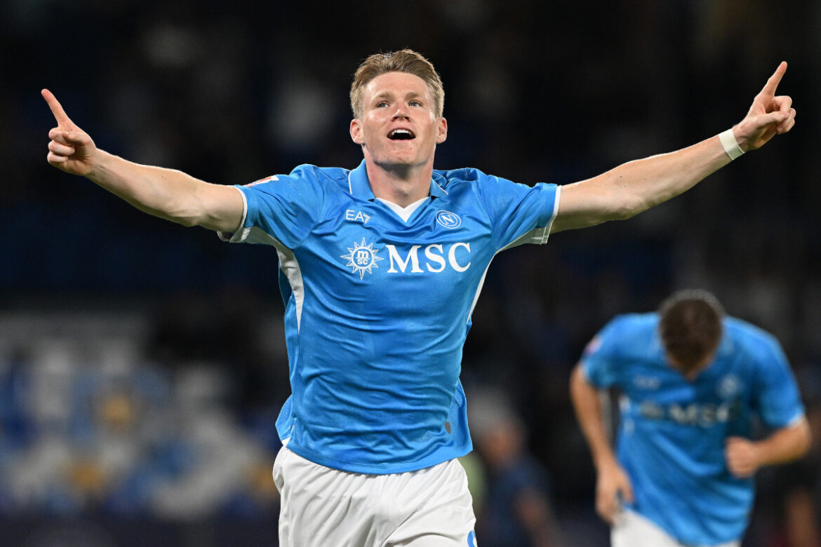 ex-manchester-united-striker-‘surprised’-about-mctominay’s-exit
