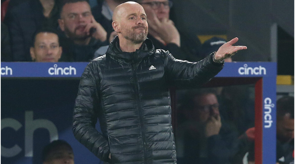 “de-telegraaf”:-ten-hag-wanted-to-resign-in-the-summer-–-united-changed-their-former-coach