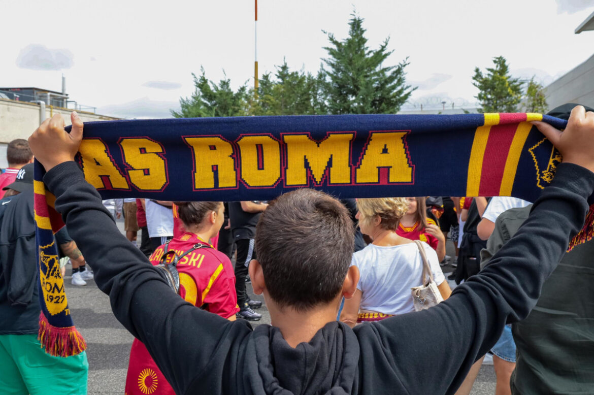 roma-fans-send-new-angry-message-to-friedkin,-players-and-juric-oct-30