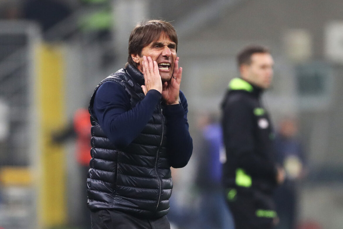 conte:-napoli-‘don’t-risk-their-lives’-against-roma,-but-football-‘not-volleyball’