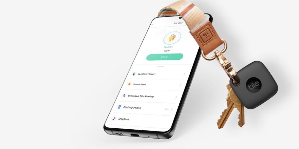 don’t-lose-your-belongings-with-this-half-price-bluetooth-finder