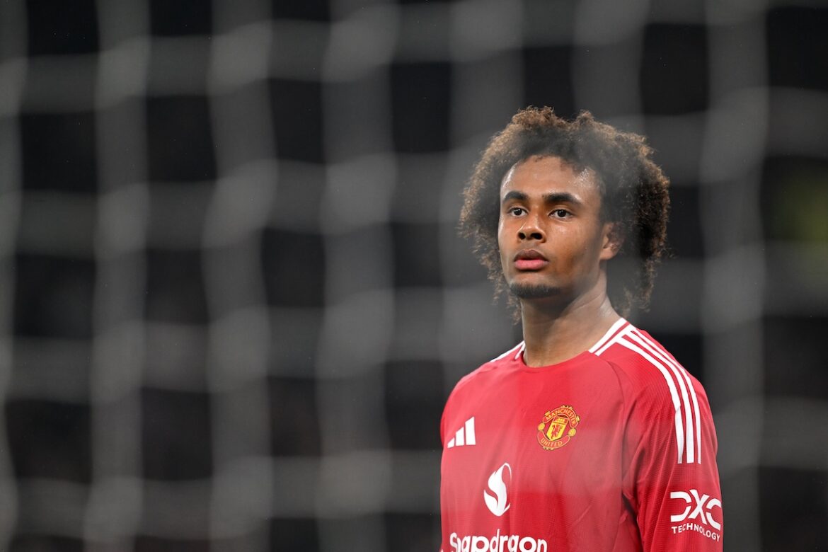 zirkzee:-man-utd-verdict-emerges-as-juventus-transfer-talks-continue