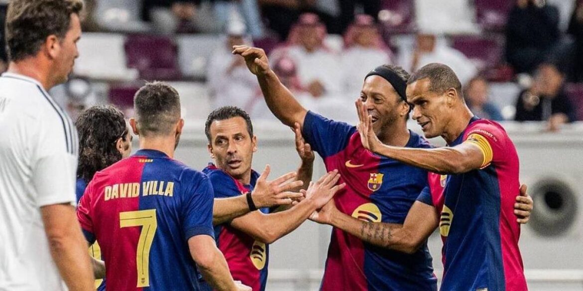 barca-wins-the-classic-of-legends-with-a-magical-ronaldinho