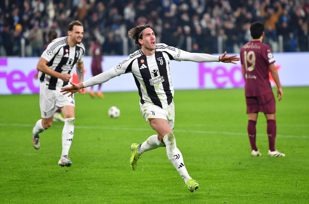 giuntoli-reassuring-:-‘juventus-united-front,-no-rush-for-new-vlahovic-contract’-in-2025