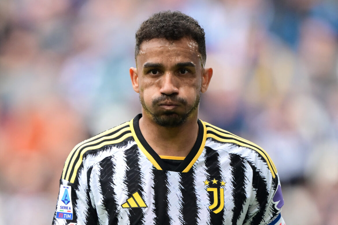 danilo-takes-firm-stance-after-juventus-freeze-out