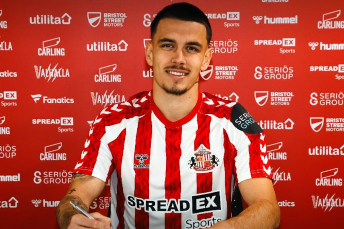 official-:-roma-send-le-fee-to-sunderland-on-loan-with-23m-option