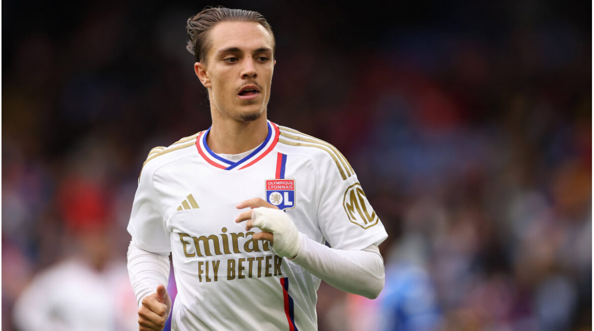 como-breaks-transfer-record-again-after-one-week:-caqueret-comes-from-olympique-lyon