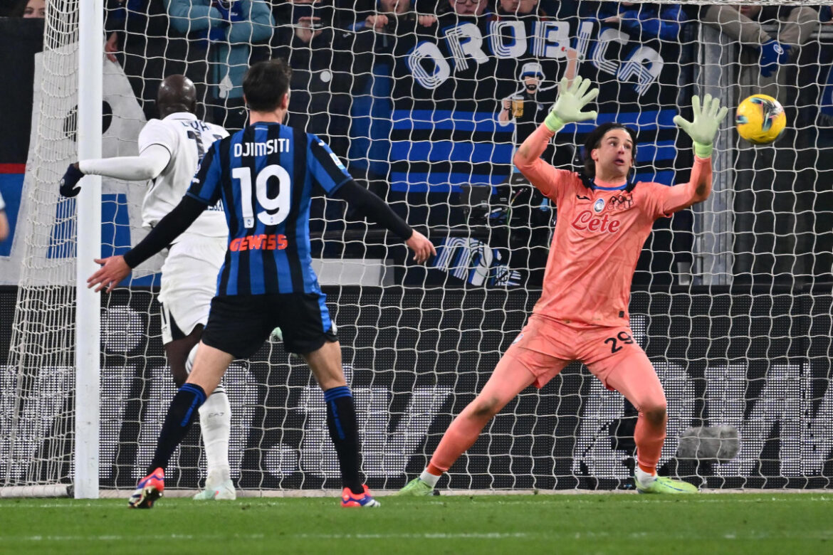 serie-a-|-atalanta-2-3-napoli:-lukaku-seals-thrilling-battle-at-the-top