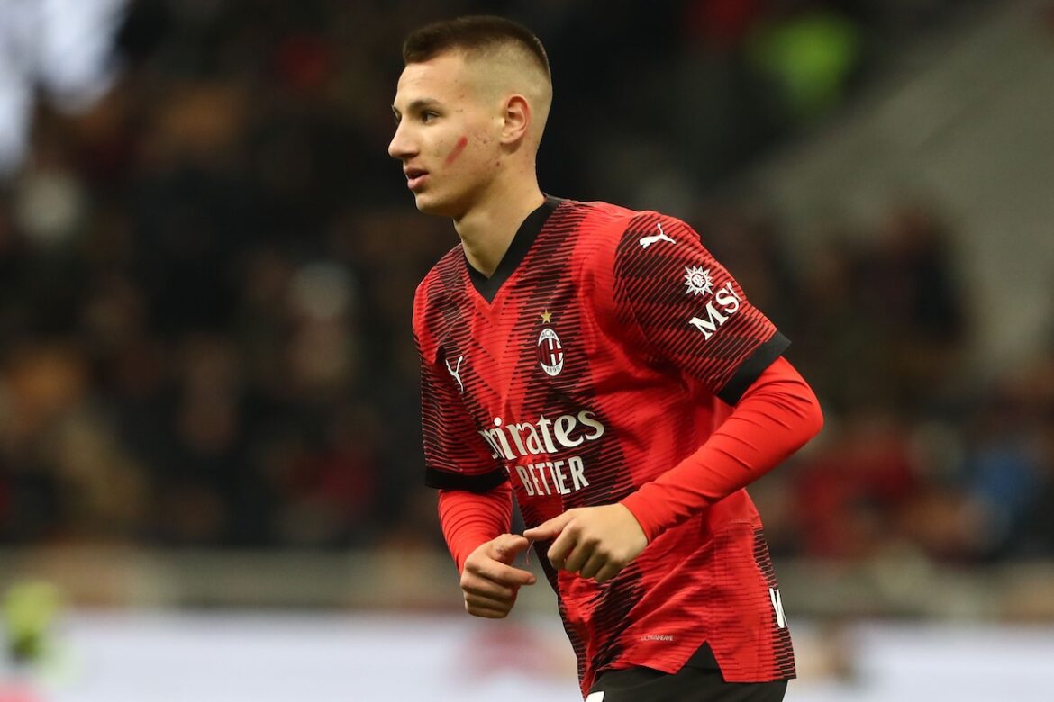 milan-block-camarda-exit-towards-monza-in-2025-as-gimenez-sends-strong-message