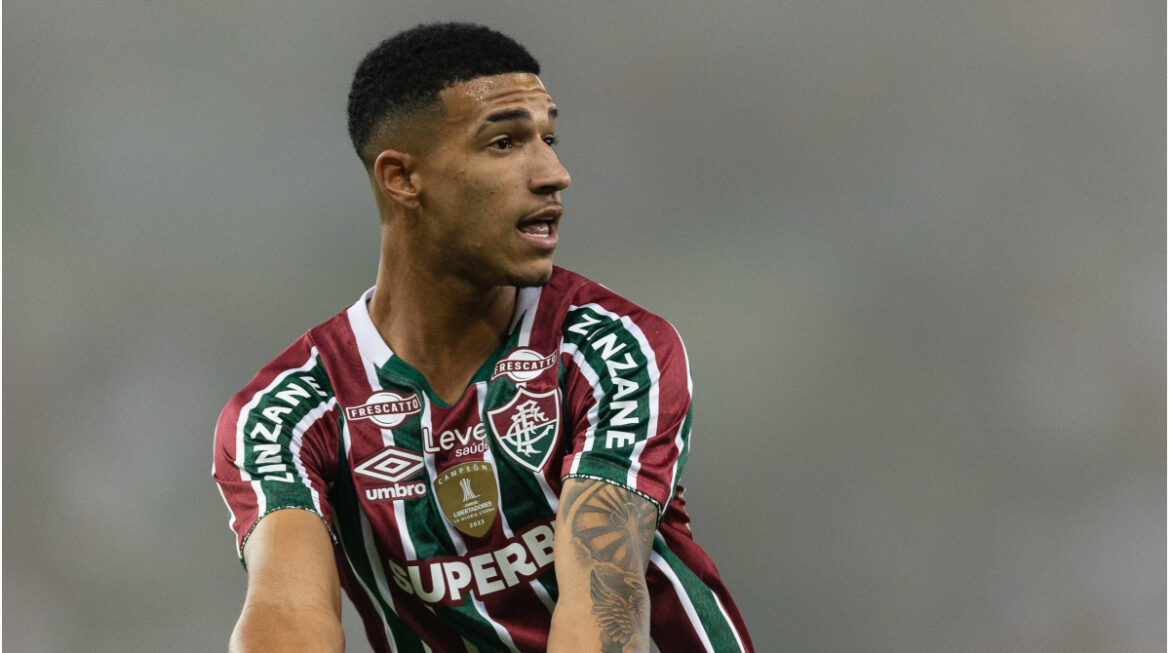 the-third-party-contract-and-departure:-shakhtar-obliges-fluminense-talent-kaua-elias
