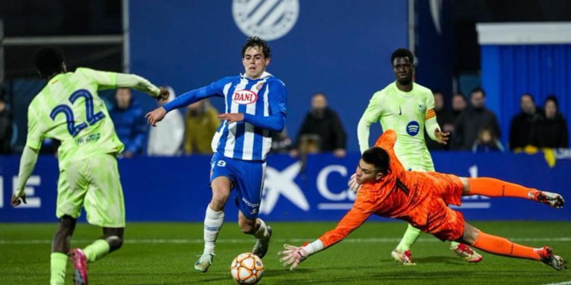 ‘manita’-of-the-2nd-rfef-espanyol-to-a-barca-base-football-hybrid