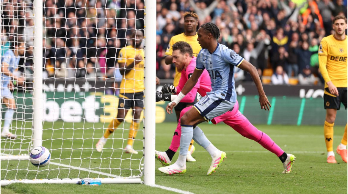 tel-meets-in-the-second-league-game-in-a-row-liverpool-marches-thanks-to-the-next-salah-record