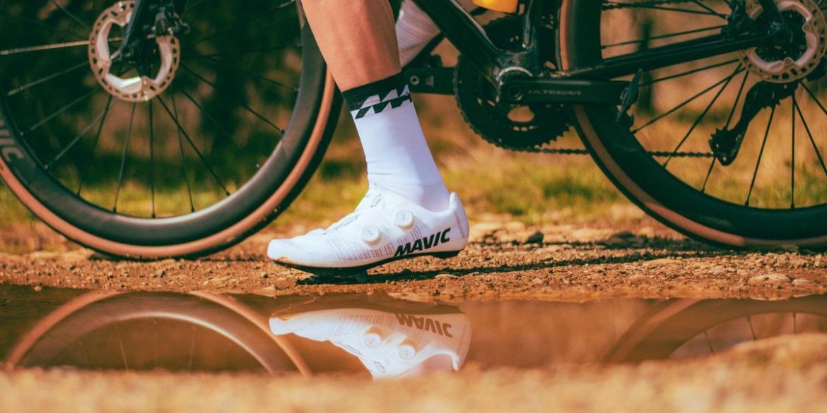 mavic-presents-its-lightest-and-lightest-road-shoes,-the-new-cosmic-ultimate-iv